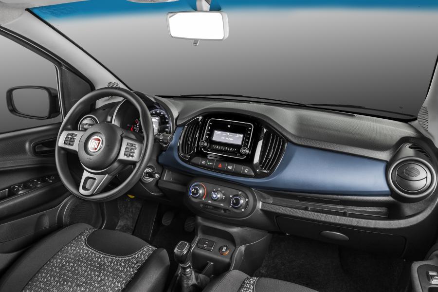 Интерьер Fiat Uno Attractive 2016 года  (фото 23 из 28)